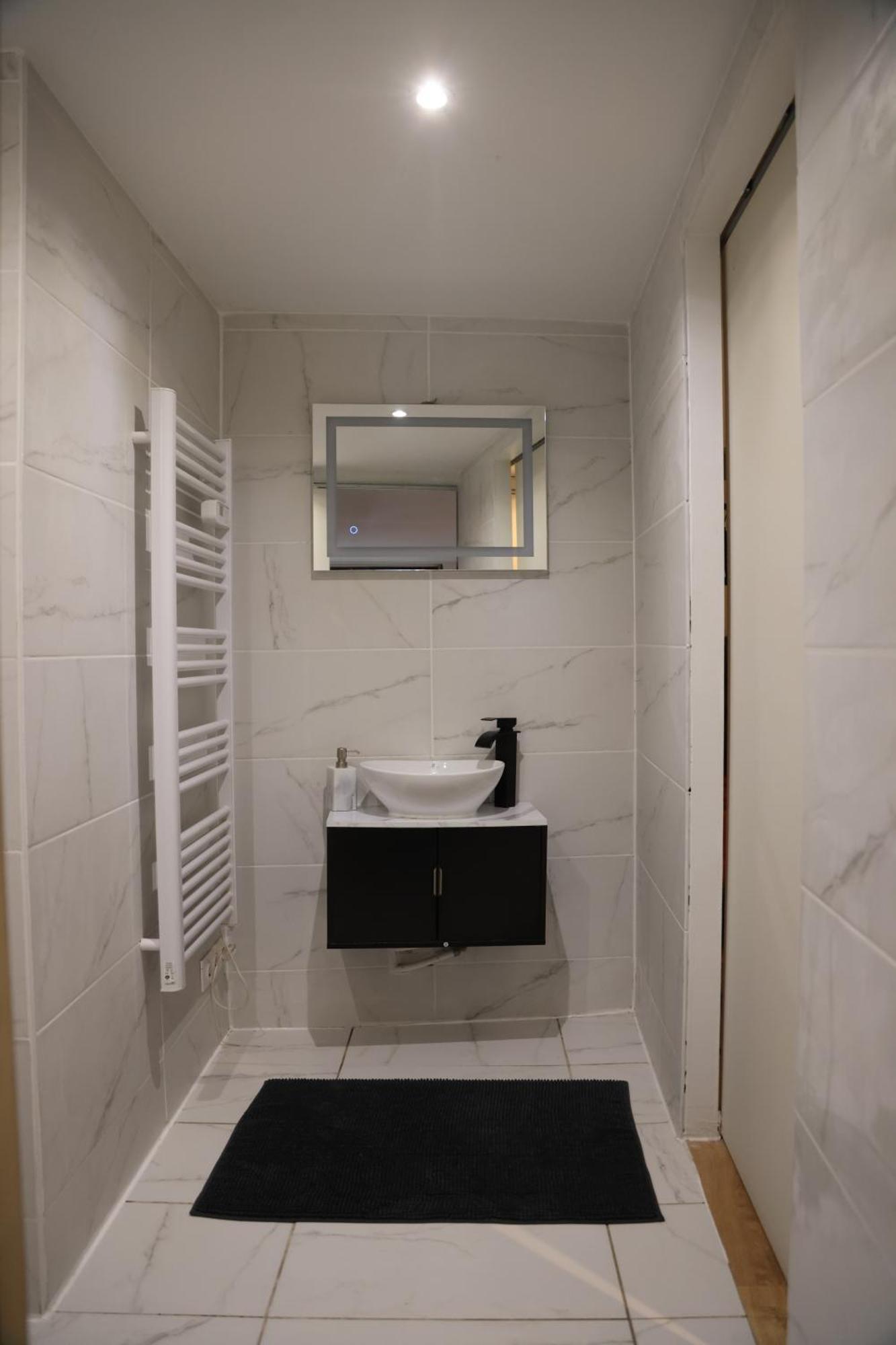 Appartement Avec Une Chambre Montlhéry Exterior foto
